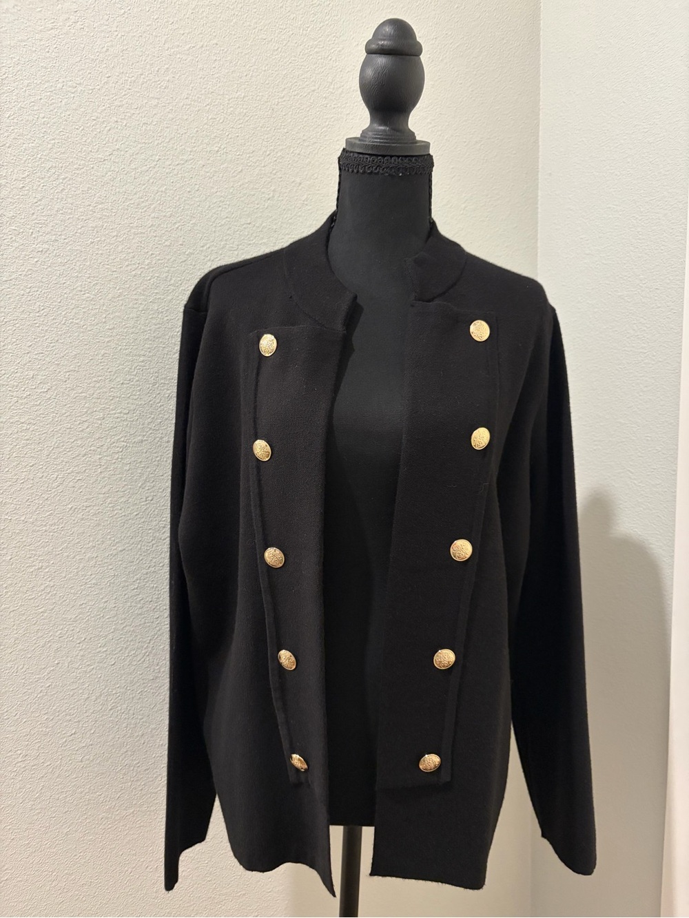 NWOT Jones New York Signature Black Gold Button Cardigan Size L